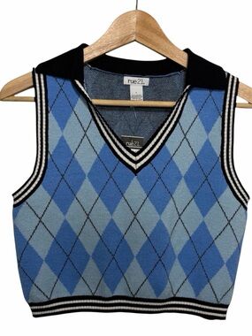 Rue21 Womens Blue Argyle Sleeveless Cropped V-Neck Sweater Vest Black Trim Sz L
